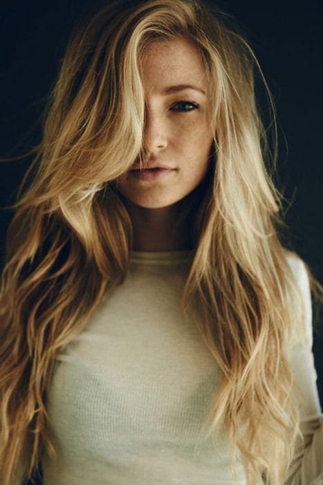 large Hairstyles for Oval Face Long Hair Wavey