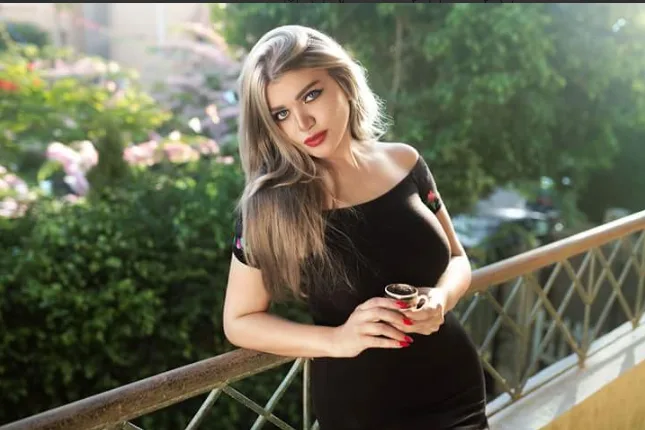 ياسمين الخطيب 7