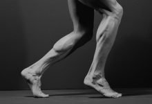 Enlarge the feet and calf muscles