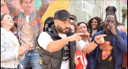 كلمات اغنية ارفع ايدك تامر حسني 2021